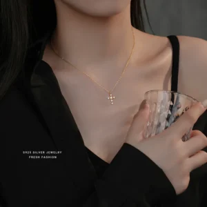 925-Sterling-Silver-Beloved-Light-Luxury-Temperament-Zircon-Cross-Pendant-Necklace-for-Women-Girl-Exquisite-Birthday-1.webp