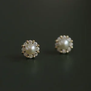 925-Sterling-Silver-French-Simple-Pearl-Stud-Earrings-Women-Light-Luxury-Temperament-Wedding-14k-Gold-Plated-2-e1723863322957.webp