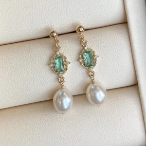 925-Sterling-Silver-Palace-Style-Emerald-Crystal-Earrings-Women-Simple-Pearl-Tassel-High-end-Generous-Party-1.webp