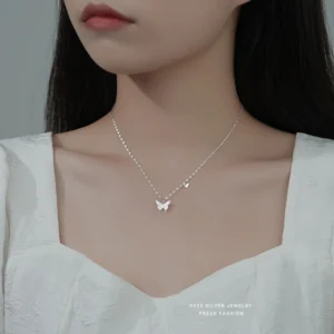 925-Sterling-Silver-Sparkling-Zircon-Butterfly-Pendant-Necklace-Clavicle-Chain-for-Women-Light-Iuxury-Fashion-Jewelry-4.webp