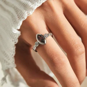 MODIAN-925-Sterling-Silver-Rhombus-Rhodolite-Zirconia-Ring-Trendy-Stackable-Fine-Jewelry-For-Women-Rings-1.webp