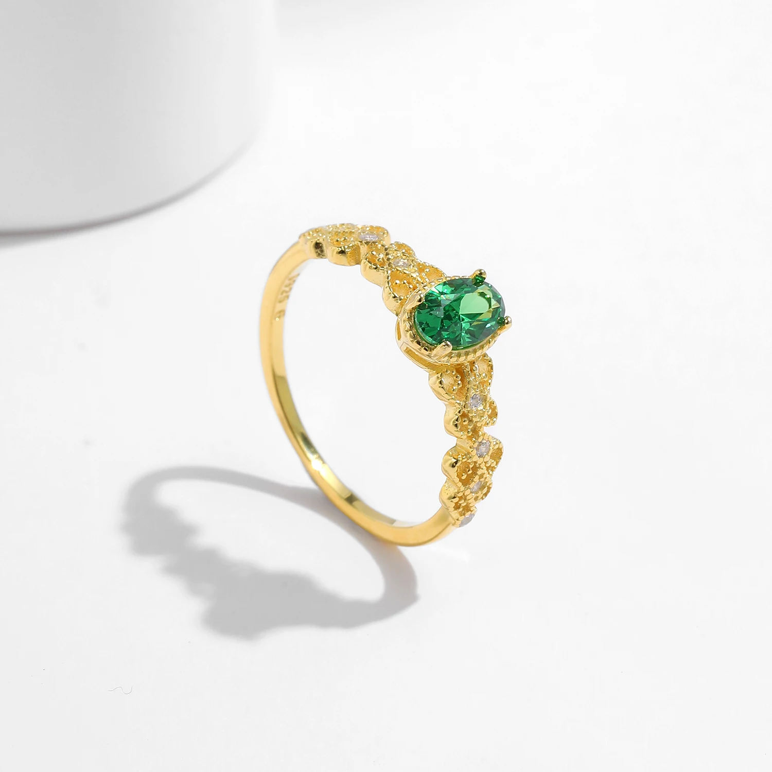 MODIAN-Gold-Color-Lace-Pattern-Rings-925-Sterling-Silver-Vintage-Oval-Green-CZ-Finger-Rings-For-3.webp
