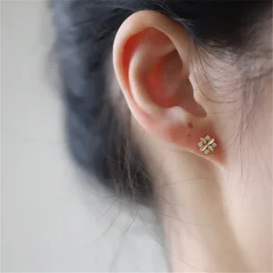 S925-Sterling-Silver-Plated-14k-Gold-Stud-Earrings-for-Women-Rhombus-Zirconia-Cross-Flower-Temperament-New-4.webp