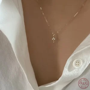 S925-Sterling-Silver-Plating-14K-Gold-Necklace-for-Women-Zircon-Key-light-luxury-Mini-Clavicle-Chain.webp