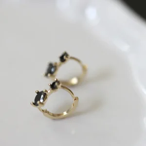 Small-Cute-Geometric-Black-CZ-Stud-Earrings-Fashion-100-925-Sterling-Silver-Punk-Studs-Ear-For-3.webp