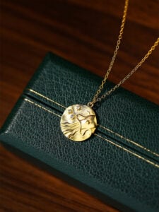 Sterling-Silver-Fossil-Jellyfish-Necklace-Wholesale1.jpg
