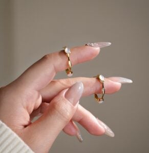Sterling-Silver-Natural-Sea-Shell-Half-Hoop-Stud-Earrings-Wholesale5.jpg