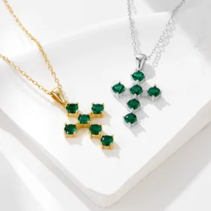 original-design-green-zircon-jewellery-Emerald-cross-pendants-necklace-Sterling-925-silver-jewelry-wholesale-for-women-3.webp