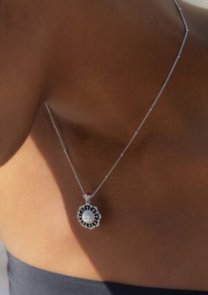 natural-pearl-silver-necklace-chic-office-everyday.jpg