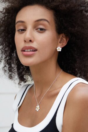 spark-flower-daily-elegance-blue-topaz-silver-necklace-gift-for-her.jpg