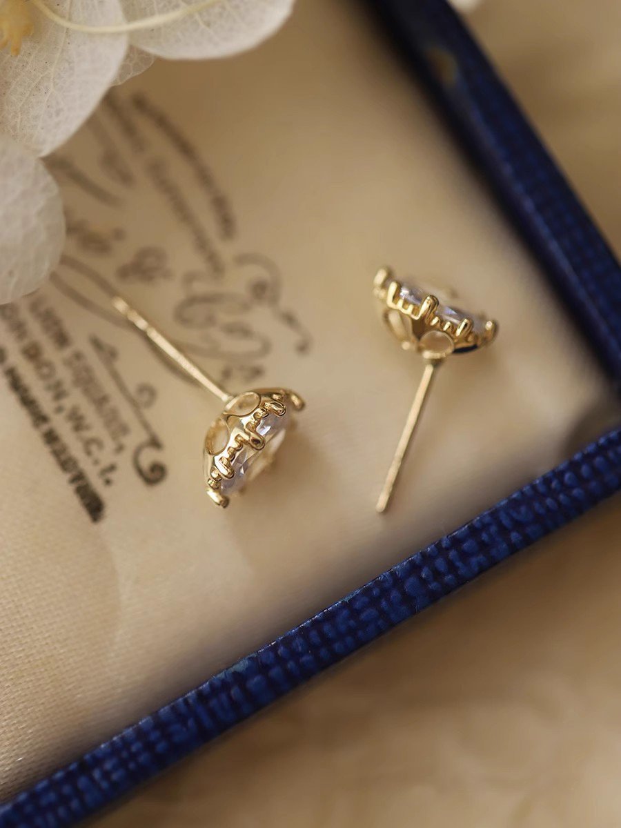 Vintage Oval CZ Stud Earrings, 14K Gold Plated 925 Sterling Silver Retro Elliptical Design Gentle Versatile Women's Hypoallergenic